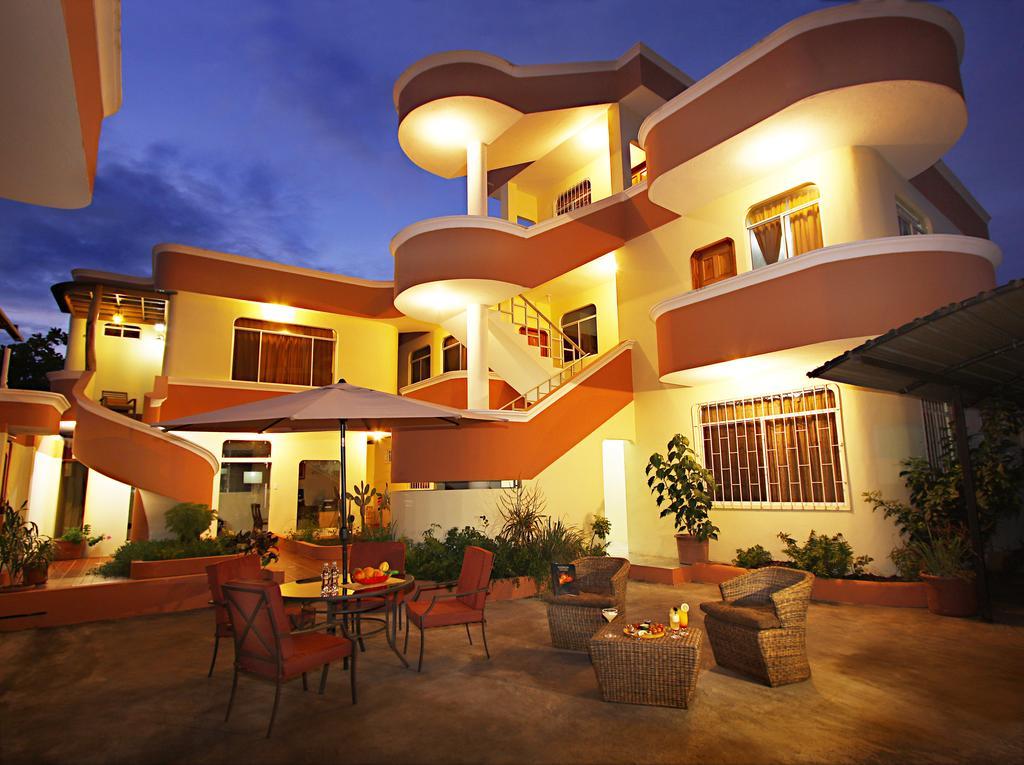 Hotel Del Sol Galapagos Puerto Ayora  Exterior photo