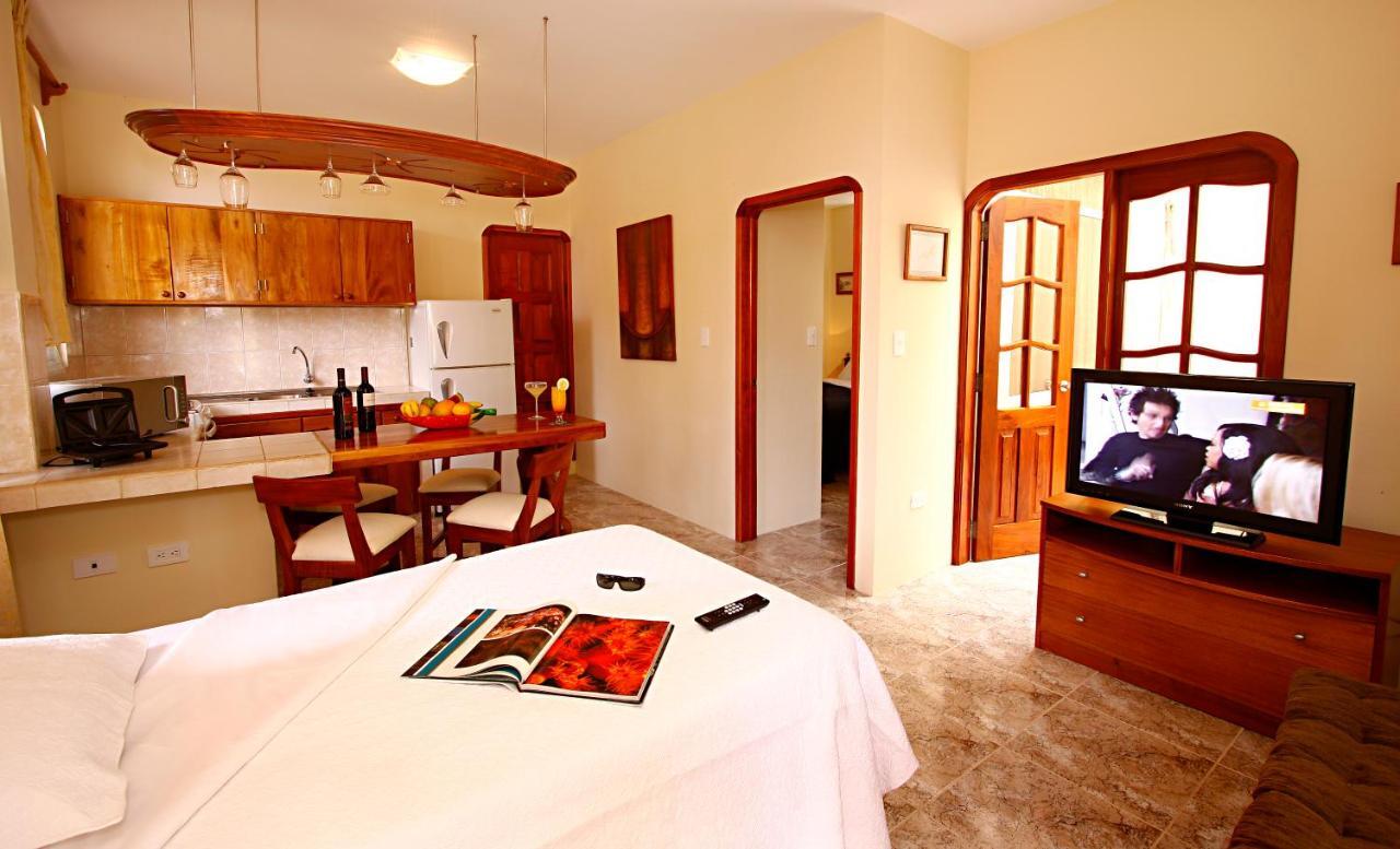 Hotel Del Sol Galapagos Puerto Ayora  Exterior photo